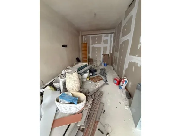 Tirane, jepet me qera ambjent biznesi Kati 0, 30 m² 1.000 € (bardhok biba)