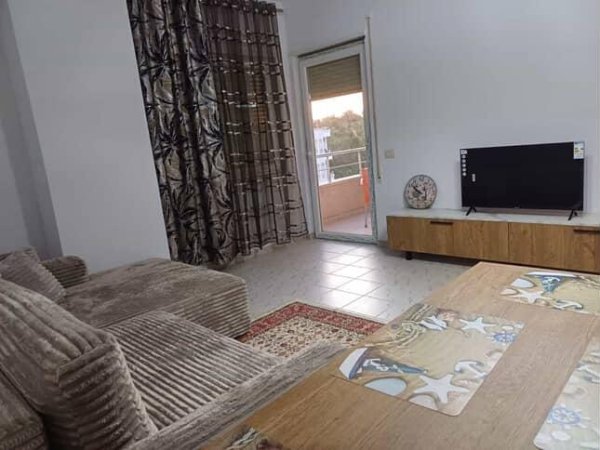 Shes Apartment 1+1 ke shkembi kavajes