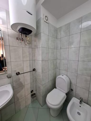Tirane, jepet me qera apartament 2+1+Ballkon Kati 9, 90 m² 730 € (Don Bosko, tek Kompleksi Fiori Di Bosco)