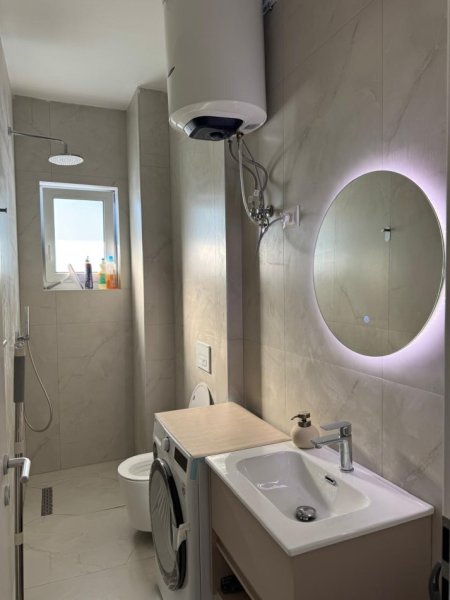 Tirane, jepet me qera apartament 1+1 Kati 3, 55 m² 450 € (Oxa Residence, Fresku)