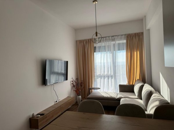 Tirane, jepet me qera apartament 1+1 Kati 3, 55 m² 450 € (Kompleksi Oxa, tek Fresku)