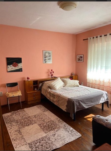 Korce, shitet Vile 5+1+Aneks+Ballkon Kati 4, 300 m² 135.000 € 