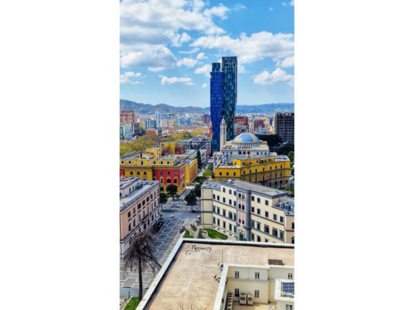 Tirane, jepet me qera dyqan Kati 0, 91 m² 3.300 € (Qender)