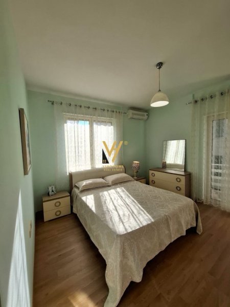 Tirane, jepet me qera apartament 2+1+Ballkon Kati 3, 110 m² 750 € (KOPSHTI ZOOLOGJIK)