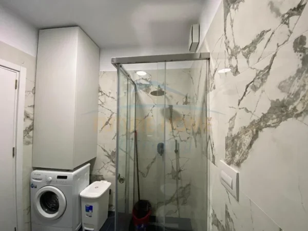 Tirane, jepet me qera apartament 1+1 Kati 2, 65 m² 950 € (Rezidenca Sofia)