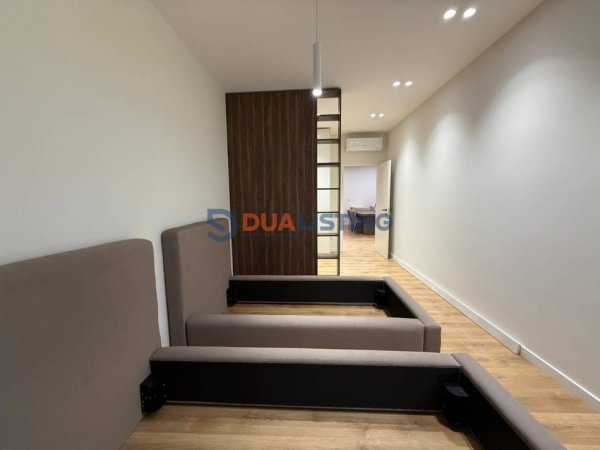 Tirane, jepet me qera apartament 2+1 Kati 0, 2.100 € (Liqeni i thate Green Valley Residence)