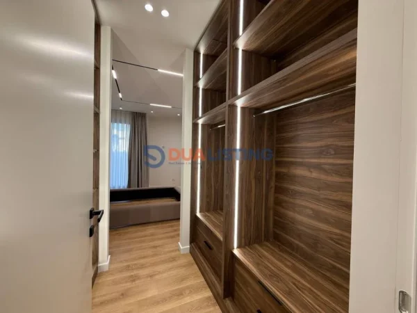 Tirane, jepet me qera apartament 2+1 , 2.200 € (Liqeni i Thate Green Valley Residence)