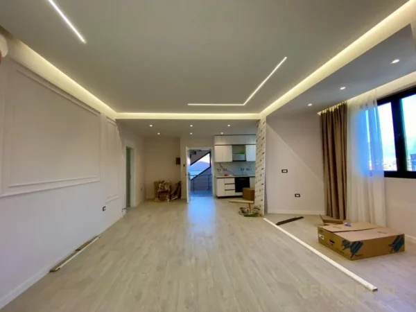 Tirane, shitet 2+1 Kati 2, 106 m² 165.000 € (Rruga Vangjel Argjiri)
