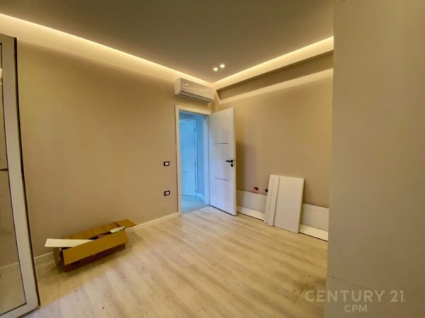 Tirane, shitet 2+1 Kati 2, 106 m² 165.000 € (Rruga Vangjel Argjiri)