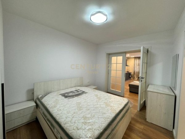 Tirane, jepet me qera apartament 1+1 Kati 1, 46 m² 700 € (Rruga e Elbasanit)