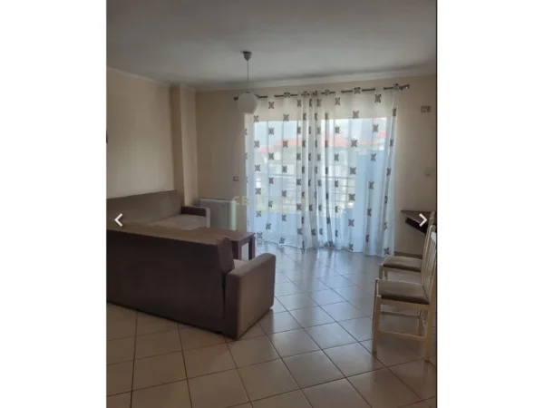 Tirane, shes apartament 1+1 Kati 2, 63 m² 162.000 € (Komuna e Parisit)