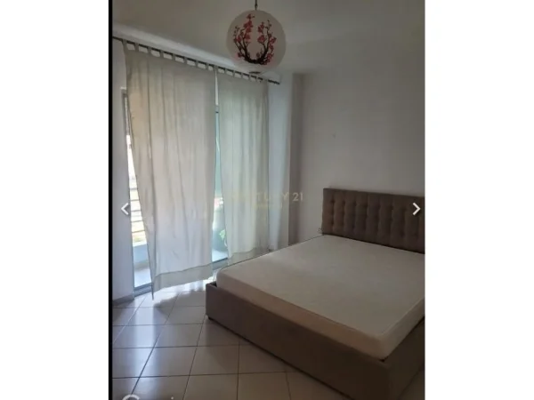 Tirane, shes apartament 1+1 Kati 2, 63 m² 162.000 € (Komuna e Parisit)