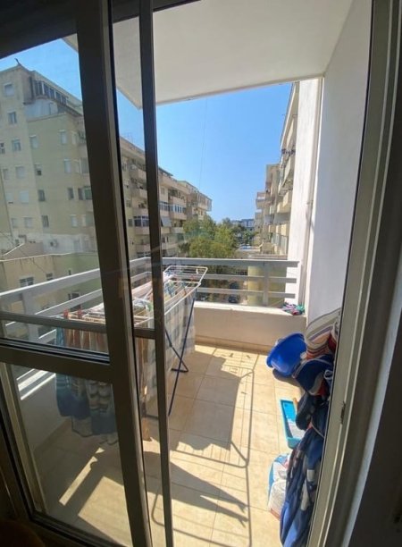 Durres, jepet me qera apartament 2+1+Ballkon Kati 3, 100 m² 280 € 