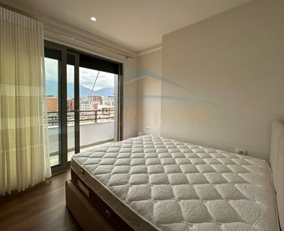 Qera, Apartament 1+1 + Post Parkimi , Pazari i Ri