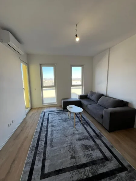 Tirane, jepet me qera apartament 1+1+Aneks+Ballkon Kati 4, 270 € (univers city qtu)