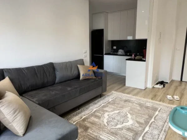 Tirane, shitet apartament 1+1 Kati 2, 64 m² 