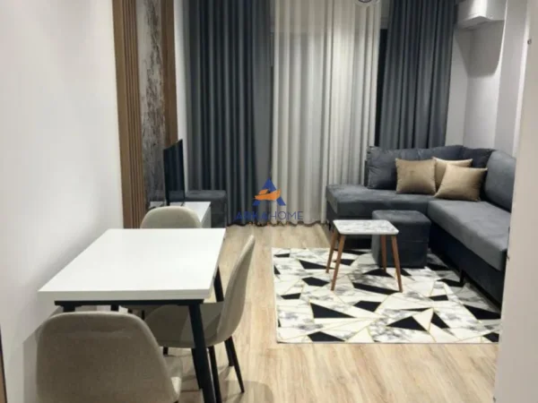 Tirane, shitet apartament 1+1 Kati 2, 64 m² 