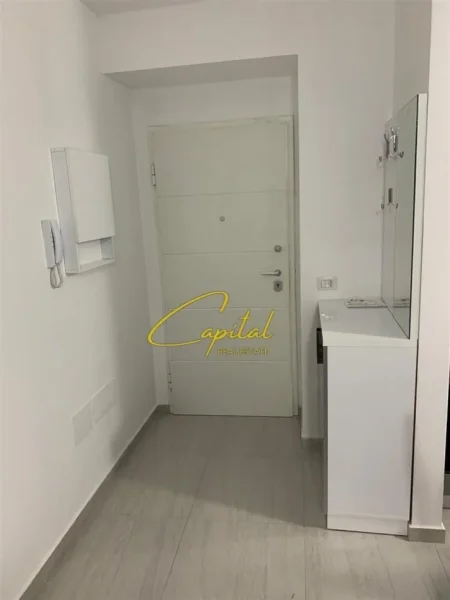 Tirane, jepet me qera apartament 2+1+2 Kati 7, 100 m² 70.000 leke ( FIORI DI BOSKO )