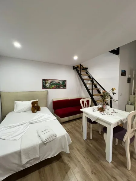 Tirane, shitet apartament 1+1 Kati 3, 97.000 € 