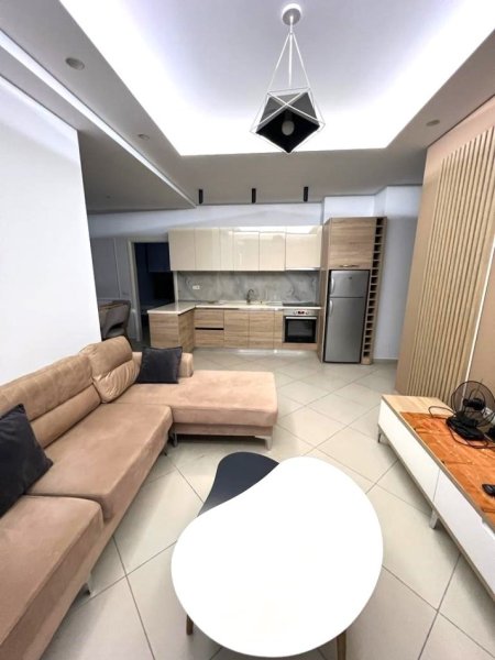 🏠Jepet me Qera Apartament 2+1  Tek Spitali Amerikan 2 tek QSUT