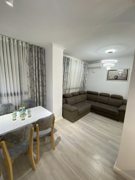 Tirane, shitet apartament 1+1 Kati 4, 54 m² 95.001 € (Rruga Besim Alla)