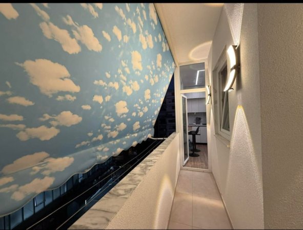 Tirane, jepet me qera apartament 2+1+Ballkon Kati 5, 90 m² 600 € (Astir, pranë rrethrrotullimit)