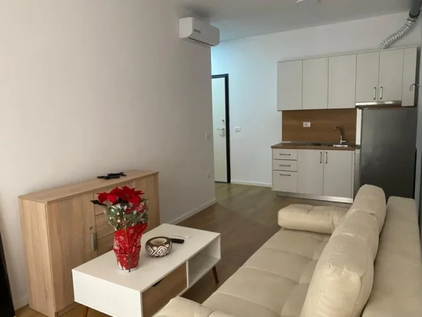 Tirane, jepet me qera apartament 1+1 Kati 2, 56 m² 550 € (Trio Towers)