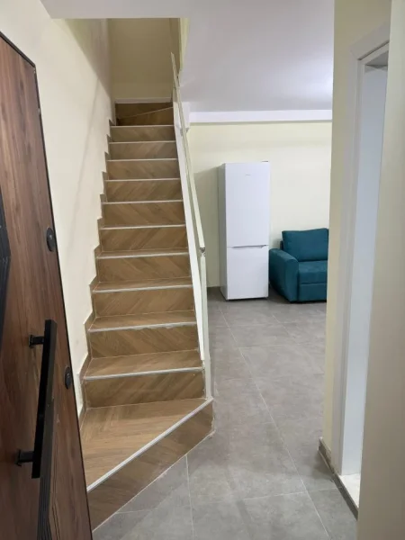 Jepet me Qira Apartament 1+1 në Selitë,  400 €URO
