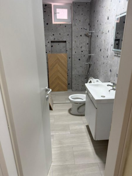 Jepet me Qira Apartament 1+1 në Selitë,  400 €URO