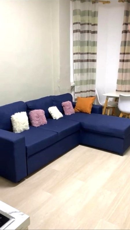 Jepet me Qira Apartament 1+1 tek Rruga Vaso Pasha ne Bllok,  450 €URO