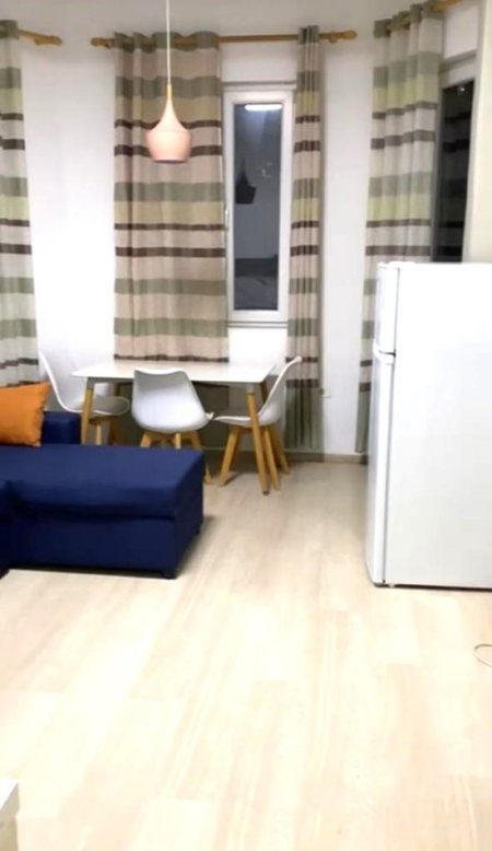 Jepet me Qira Apartament 1+1 tek Rruga Vaso Pasha ne Bllok,  450 €URO