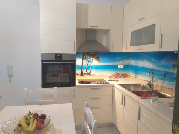 Vlore, jepet me qera apartament 1+1+Ballkon Kati 5, 62 m² 350 € (Rr. Fund-Transballkanike)