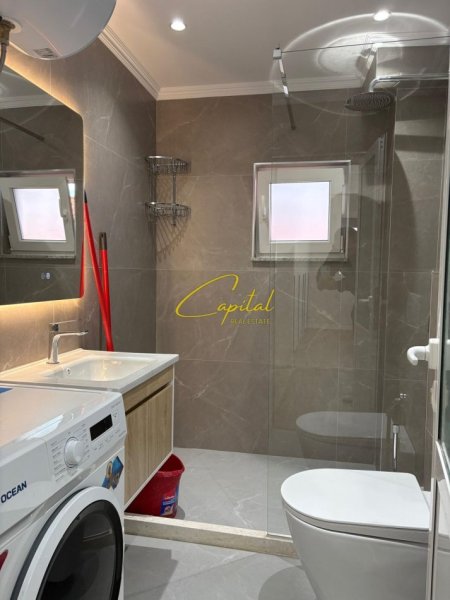 Tirane, shitet apartament 1+1 Kati 3, 54 m² 122.000 € (SHKOLLA E BASHKUAR)