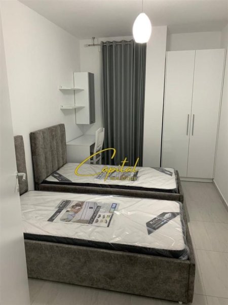 Tirane, jepet me qera apartament 2+1 Kati 7, 100 m² 700 € (DON BOSKO)
