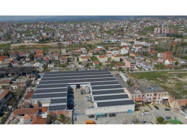 Tirane, jepet me qera ambjent biznesi , 600 m² 4.500 € (jordan misja)