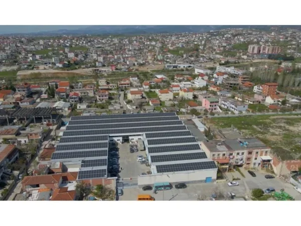 Tirane, jepet me qera ambjent biznesi , 600 m² 4.500 € (jordan misja)