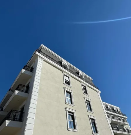 Tirane, shitet apartament 2+1 , 103 m² 159.000 € (porta re)