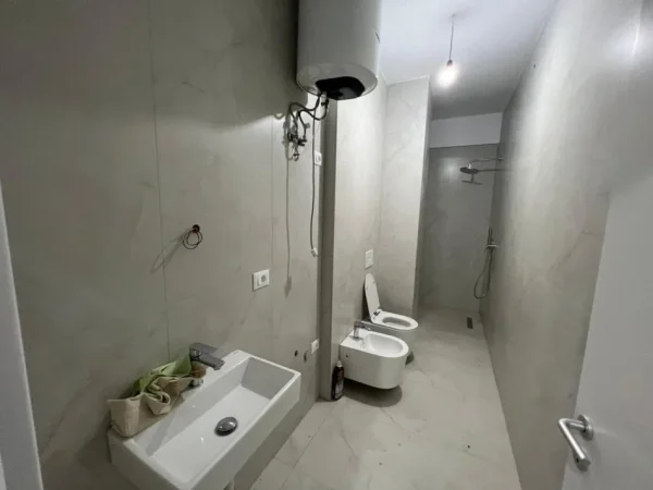 📣 QERA Apartament 2+1 Me 2 Tualete Dhe Ballkon 📍 Rezidenca OXA, Fresk  💶 Cmimi 400 Euro