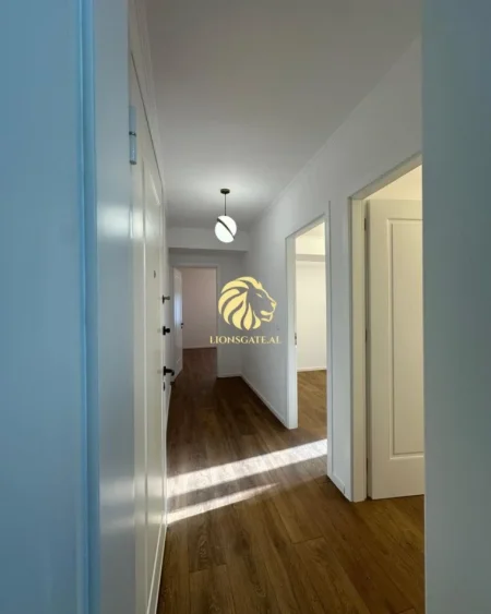 Tirane, shitet apartament 1+1 , 50 m² 95.000 € 