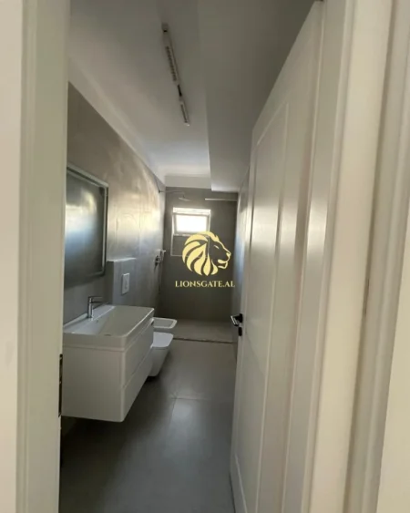 Tirane, shitet apartament 1+1 , 50 m² 95.000 € 