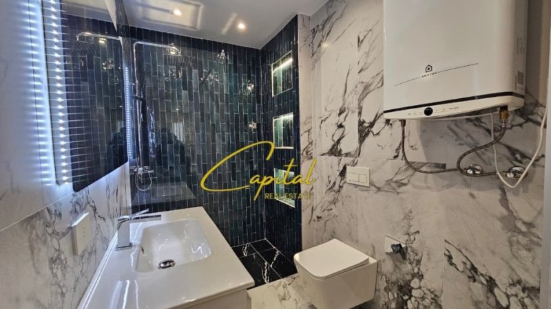 Tirane, jepet me qera apartament 2+1 Kati 4, 100 m² 1.400 € (QENDER)