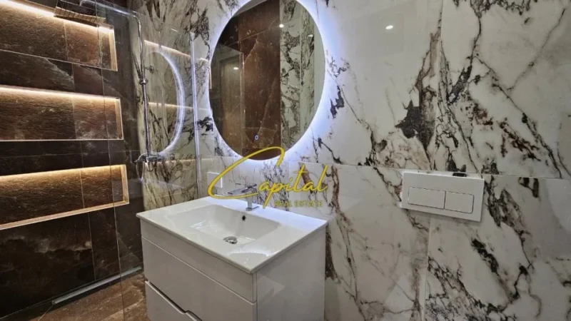 Tirane, jepet me qera apartament 2+1 Kati 4, 100 m² 1.400 € (QENDER)