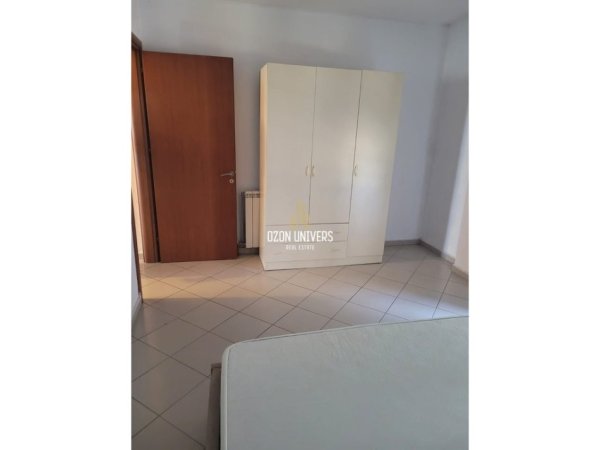 Tirane, shitet apartament 1+1+Ballkon Kati 3, 70 m² 167.000 € (Komuna e Parisit)