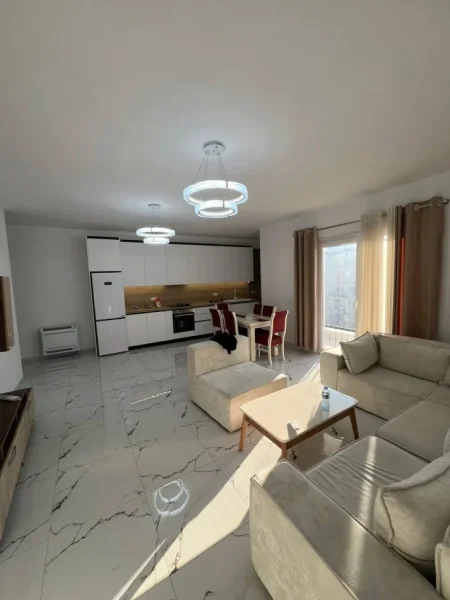 Tirane, jepet me qera apartament 2+1 Kati 6, 95 m² 450 € (Kamez)