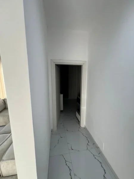 Tirane, jepet me qera apartament 2+1 Kati 6, 95 m² 450 € (Kamez)