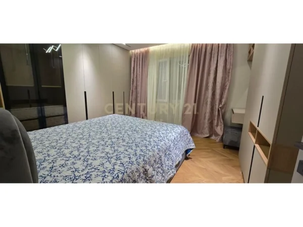 Tirane, shes apartament 1+1 Kati 1, 72 m² 170.000 € 