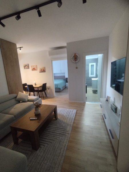 Tirane, shitet apartament 1+1+Aneks+Ballkon Kati 4, 51 m² 115.000 € (Selite)