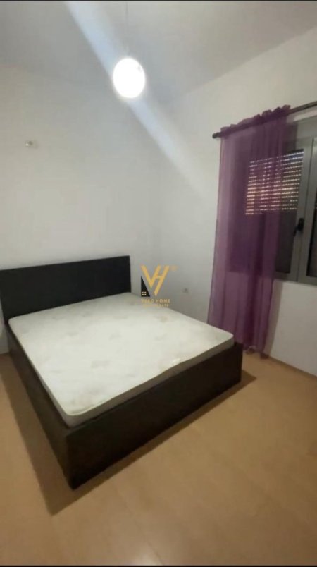 Tirane, jepet me qera apartament 1+1+Ballkon Kati 2, 500 € (LIQENI I THATE)
