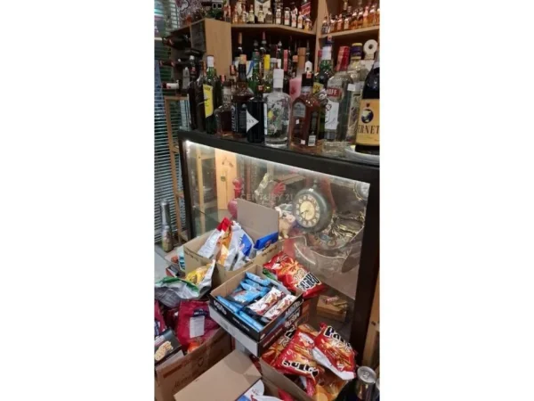 Tirane, shitet ambjent biznesi Kati 0, 10 m² (Myslym Shyri)