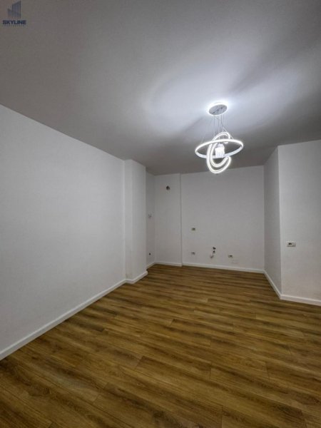 Tirane, shitet apartament 2+1 Kati 2, 77 m² 120.000 € (Astir)